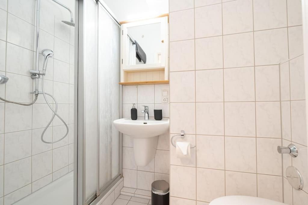 Exklusive 2-Zimmer Wohnung Fuer 6 Bremen Bagian luar foto